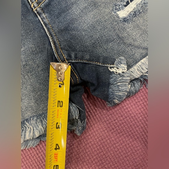 Kancan distressed shorts - Picture 11 of 14